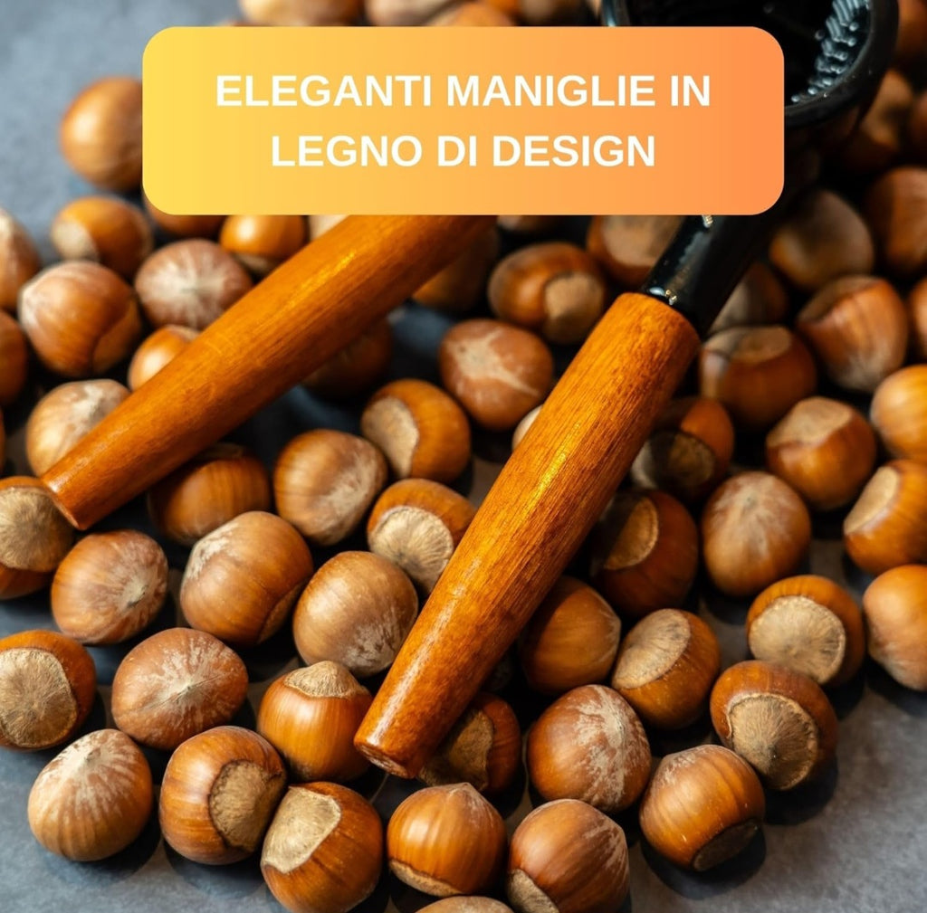 Schiaccianoci comodo pratico facile da usare